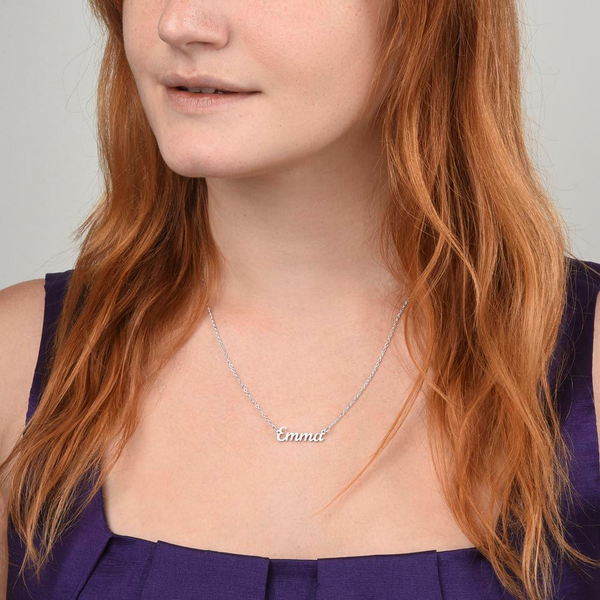 Small on sale name necklace