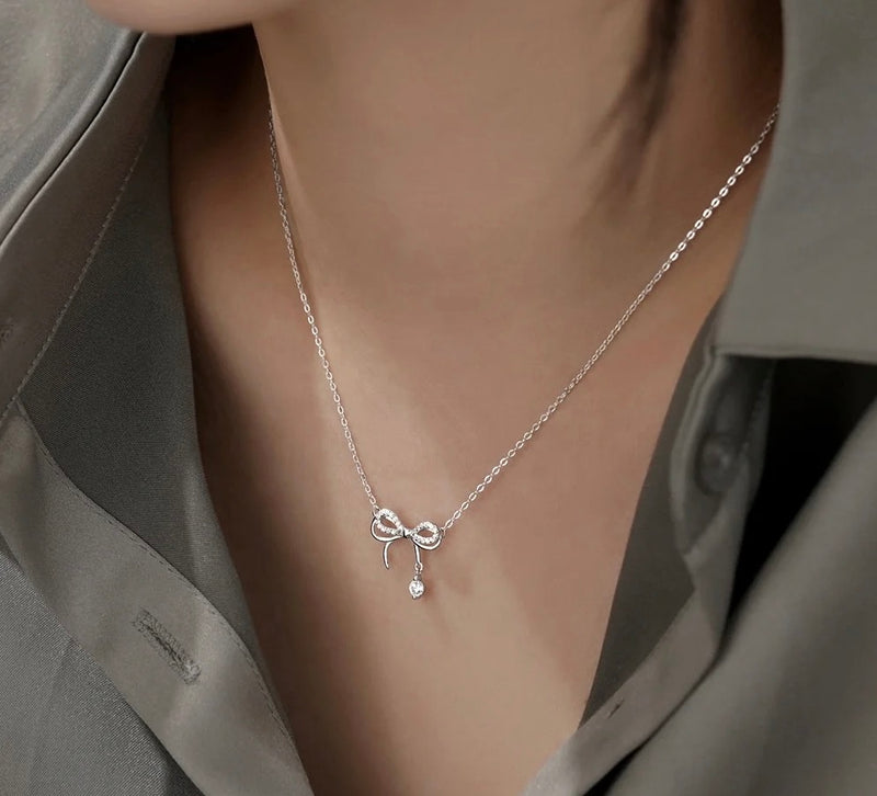 925 Sterling Silver Pretty Bow Zircon Necklace