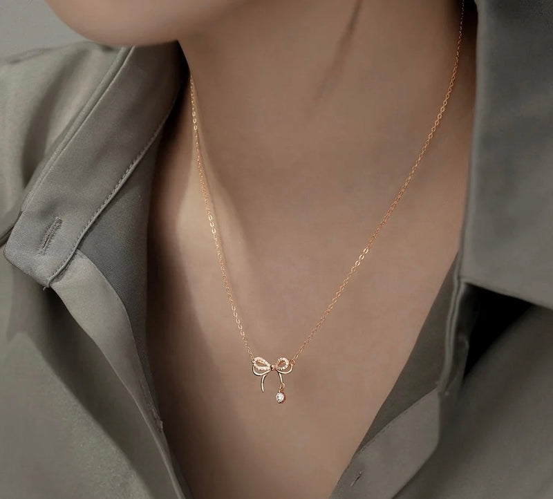 925 Sterling Silver Pretty Bow Zircon Necklace