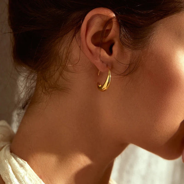 Gold Geometric C-shaped Earrings